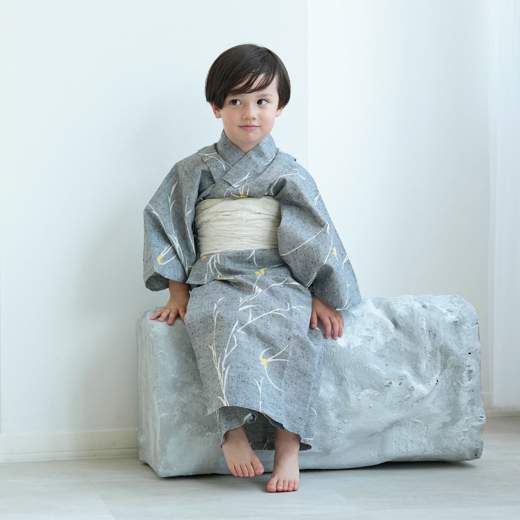 新品未使用　Utatane　浴衣セット(兵児帯・下駄)　白　青 浴衣 3点セット（浴衣/兵児帯/下駄） 白 ホワイト 青 ブルー