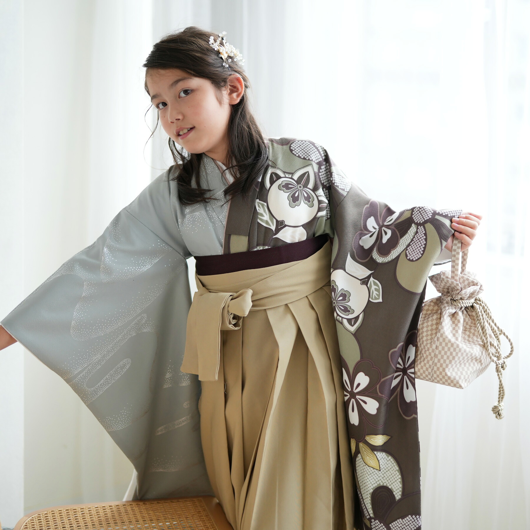 四つ身着物 長襦袢 袴 3点セット ひよこ商店 袴75cm（身長130-140cm） 袴 ハーフ成人式 はかま+着物セット 花 10歳 女の子 茶系 半身 アイスブルー銀彩×ブラウンねじり梅 着物 はかま 着物セット 販売 1/2成人式 小学生 お祝い着 記念撮影 十歳 十才
