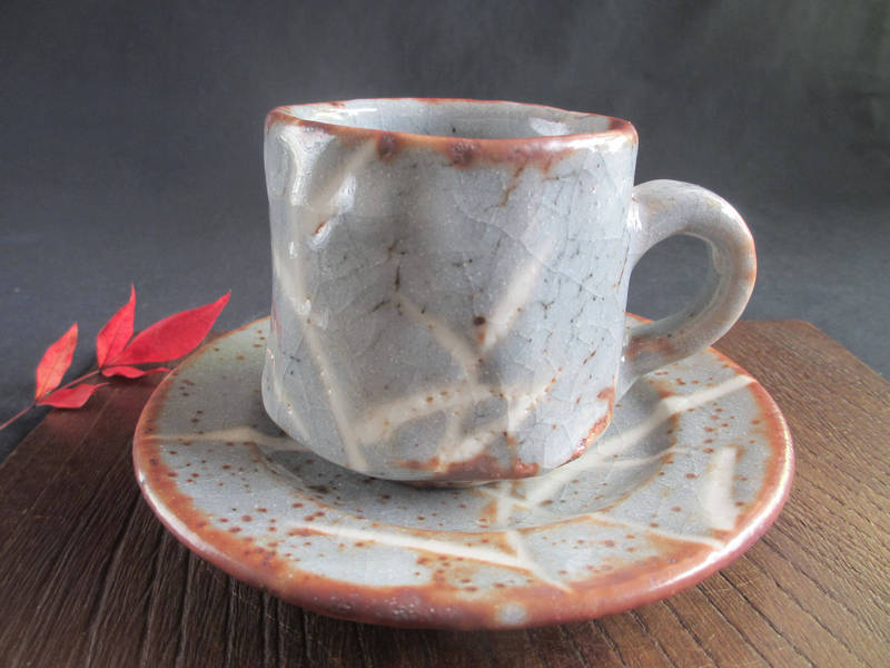 楽天市場】湯呑み ☆陶芸作家/玉山窯・玉置保夫監修鼠志野葡萄文組