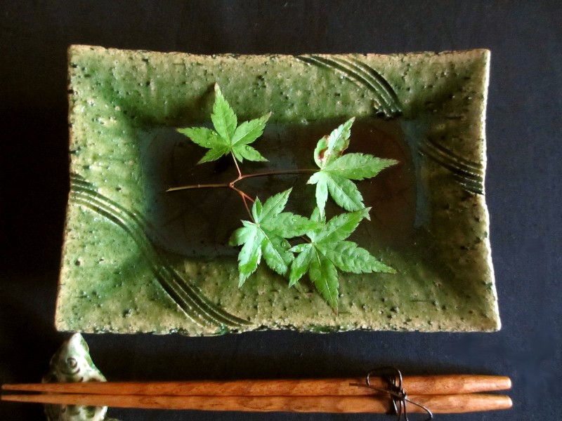 楽天市場】七寸皿 □ 陶芸作家・佐藤和次作 織部 蟹文 七寸皿 楽天市場】七寸皿 □ 陶芸作家・佐藤和次作 織部 蟹文 七寸皿