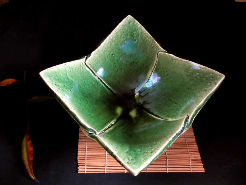 織部焼　角鉢　菓子鉢　時代物 織部焼 角鉢 菓子鉢 時代物 織部角鉢（手造り）(和食器,鉢もの,小鉢