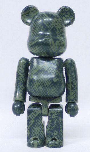 楽天市場】MEDICOM TOY BE@RBRICK 8時だヨ！湯呑みでコーヒー