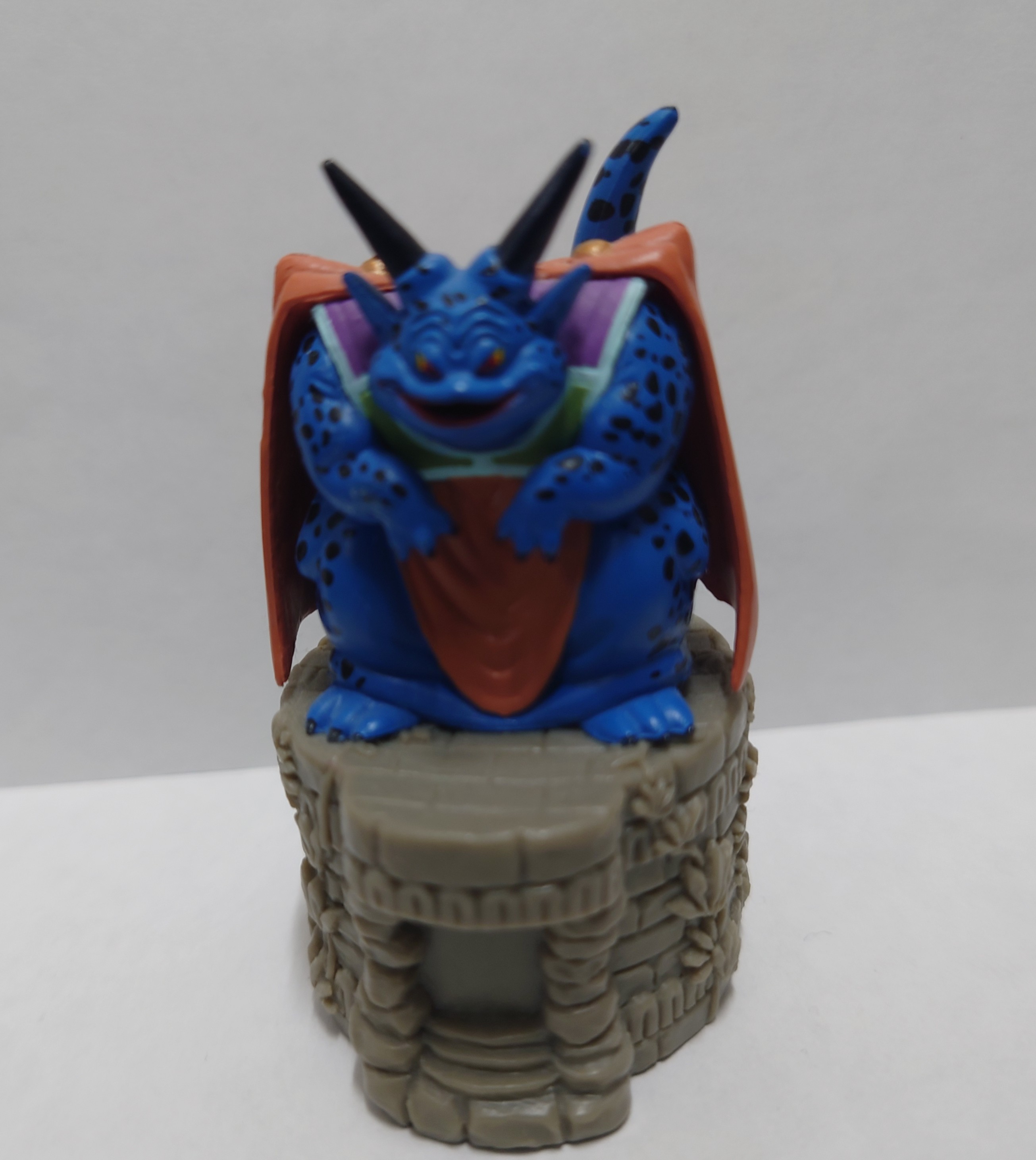 希少ドラゴンクエストボトルキャップス、タイプ6 メタリック5体含23体フルコンプ 希少ドラゴンクエストボトルキャップス、タイプ6 メタリック5体