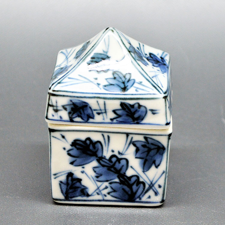 茶道具　通次阿山　手毬香合 茶道具 香合 兎（うさぎ）、京都 通次阿山 作 : 佐藤大観堂