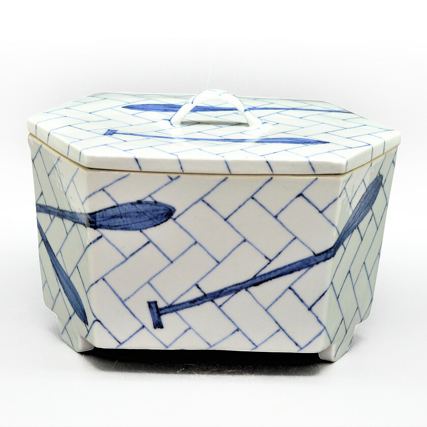 楽天市場】水指 祥瑞腰捻 祥瑞二閑人 染付葡萄棚 六角網代櫂文 景徳鎮