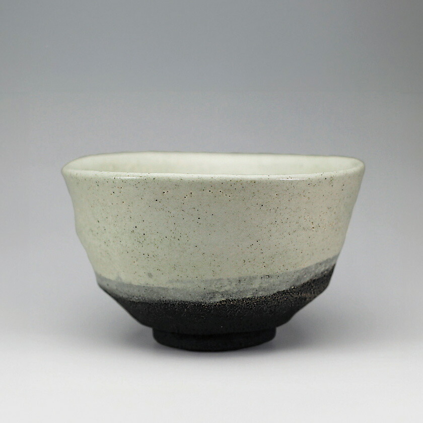 【吉村楽入 / 茶道具 楽茶碗(らくちゃわん)】 尖んがり3倍以上(歌留多当て嵌める) 茶碗 白楽 常慶写 通信販売 通信販売敷き地