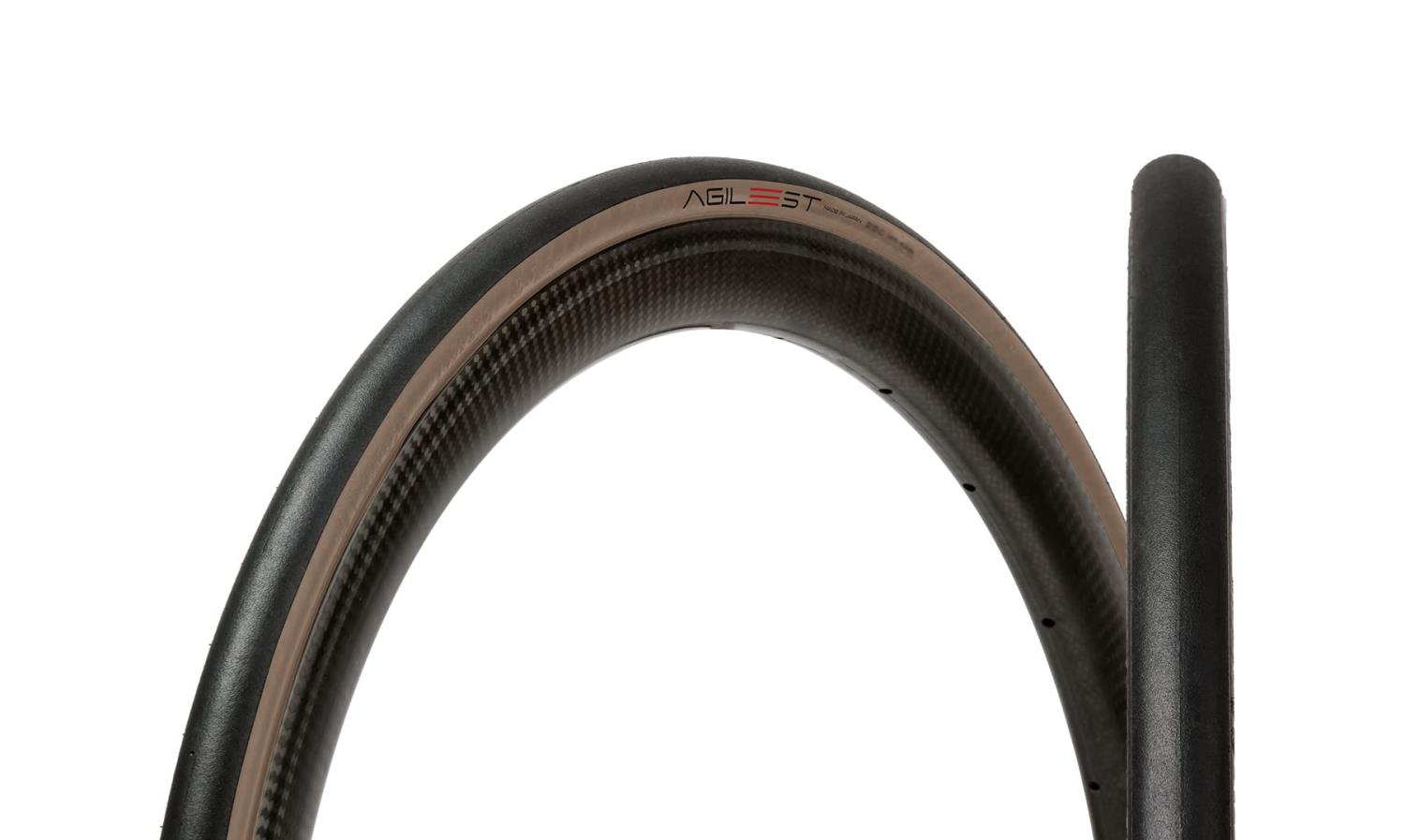 パナレーサー(Panaracer) アジリスト 700×28C クリンチャー 黒/アンバー F728-AG-AX