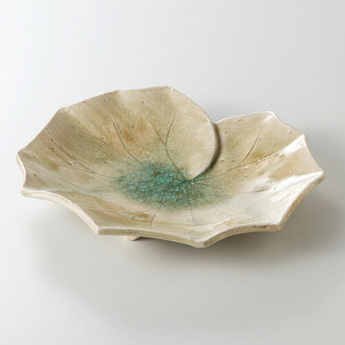 ☆ 特選前菜皿 ☆ 灰釉葉型 盛皿 [ 23.8 x 22.4 x 3.6cm ] | 付出 前菜 アラカルト 人気 おすすめ 食器 業務用 飲食店 カフェ うつわ 器 おしゃれ かわいい ギフト プレゼント 引き出物 誕生日 贈り物 贈答品｜せともの本舗