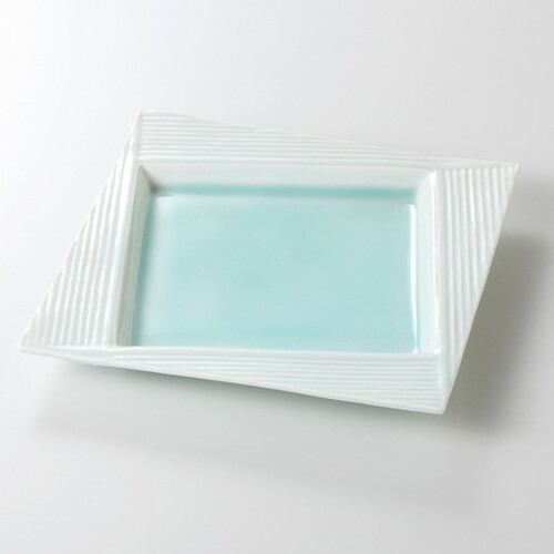 ☆ 前菜皿 ☆ 青白磁 スクエアプレート１９cm [ 19.3 x 2.2cm 547g ] | 角 角皿 スクエア 食器 業務用 飲食店 カフェ うつわ 器 おしゃれ かわいい ギフト プレゼント 引き出物 内祝い 結婚祝い 誕生日 贈り物 贈答品 おすすめ 5,653円