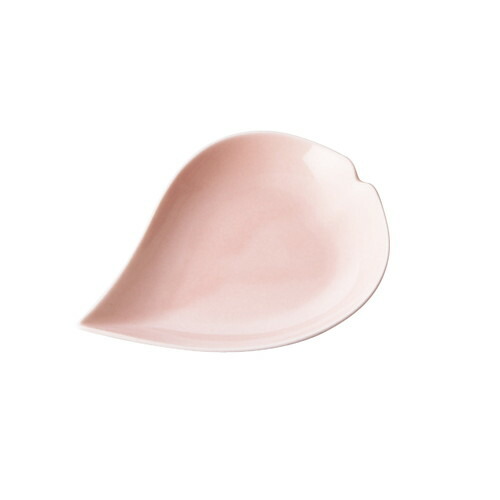 ひとひら 小皿 ピンク [180 x 135 x 20mm]| 中皿 サラダ パスタ 取り皿 プレート 人気 おすすめ 食器 洋食器 業務用 飲食店 カフェ うつわ 器 おしゃれ かわいい ギフト プレゼント 引き出物 誕生日 贈り物 贈答品画像