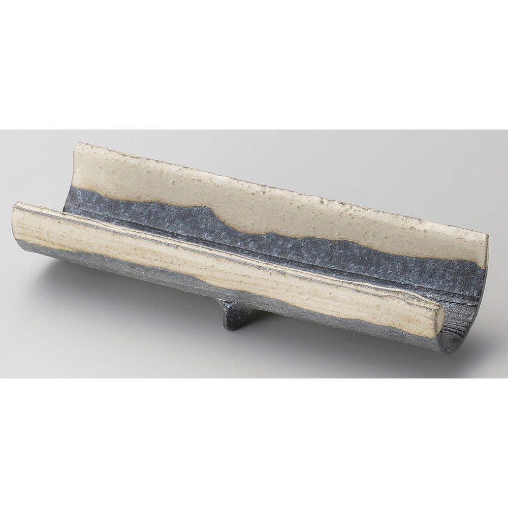 ☆ 突出皿 ☆ 黒窯変掛け分け6.7足付長皿 [ 20 x 6.5 x 3.8cm ] | 和皿 焼き物 焼物 串皿 食器 業務用 飲食店 カフェ うつわ 器 おしゃれ かわいい お洒落 可愛い ギフト プレゼント 引き出物 内祝い 結婚祝い 誕生日 贈り物 贈答品 人気 おすすめ 5,470円