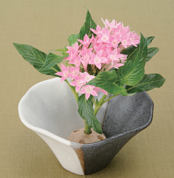 楽天市場】輪島塗 花器 花翔 黒朱ぼかし : フリスト