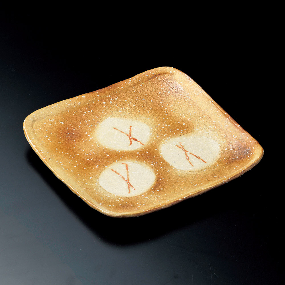 焼〆火ダスキ１０.０角皿（信楽焼）