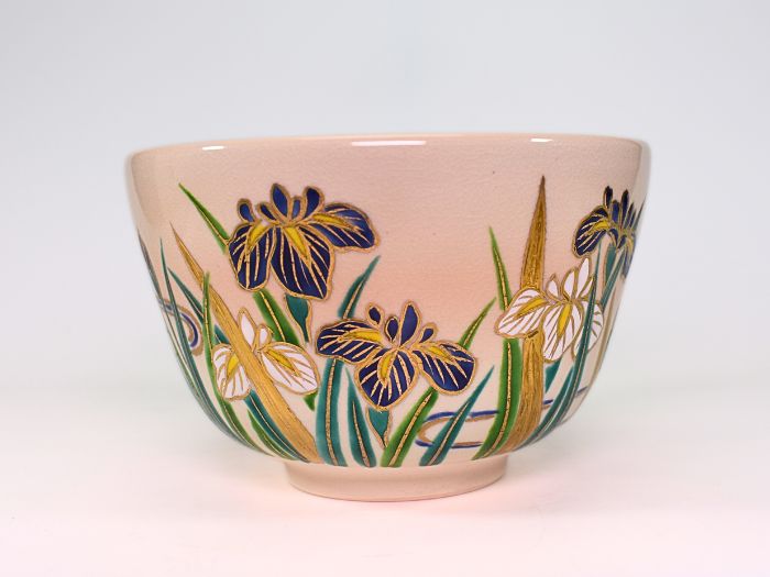 京・清水焼　香菊抹茶碗　金菖蒲【茶道具 抹茶茶碗 きんしょうぶ　端午の節句】｜せともの屋みさ伝