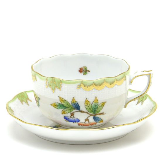 ヘレンド (HEREND) ヴィクトリアブーケ 紅茶優勝杯＆平円盤 200竓 00724 / VBO 【新品】【並行輸入品】【完全無欠BOX付き添い人】 貨物輸送無料 紅茶の葉 墨付き ハンガリー共和国製 一緒になる祝賀会 差し上げ物 差し上げ物 ブランド名 食器