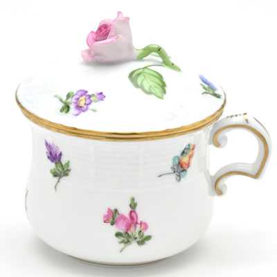 ヘレンド (HEREND) ミルフルール 蓋付き添い人皮膚軟化剤優勝杯 120竓 00385 / MF  【新品】【純然たるBOX付き添い人】【並行輸入品】1,000の花 ローズ飾りつけ 貨物輸送無料 墨付き ハンガリー共和国製 差し上げ物 差し上げ物 ブランド名 食器