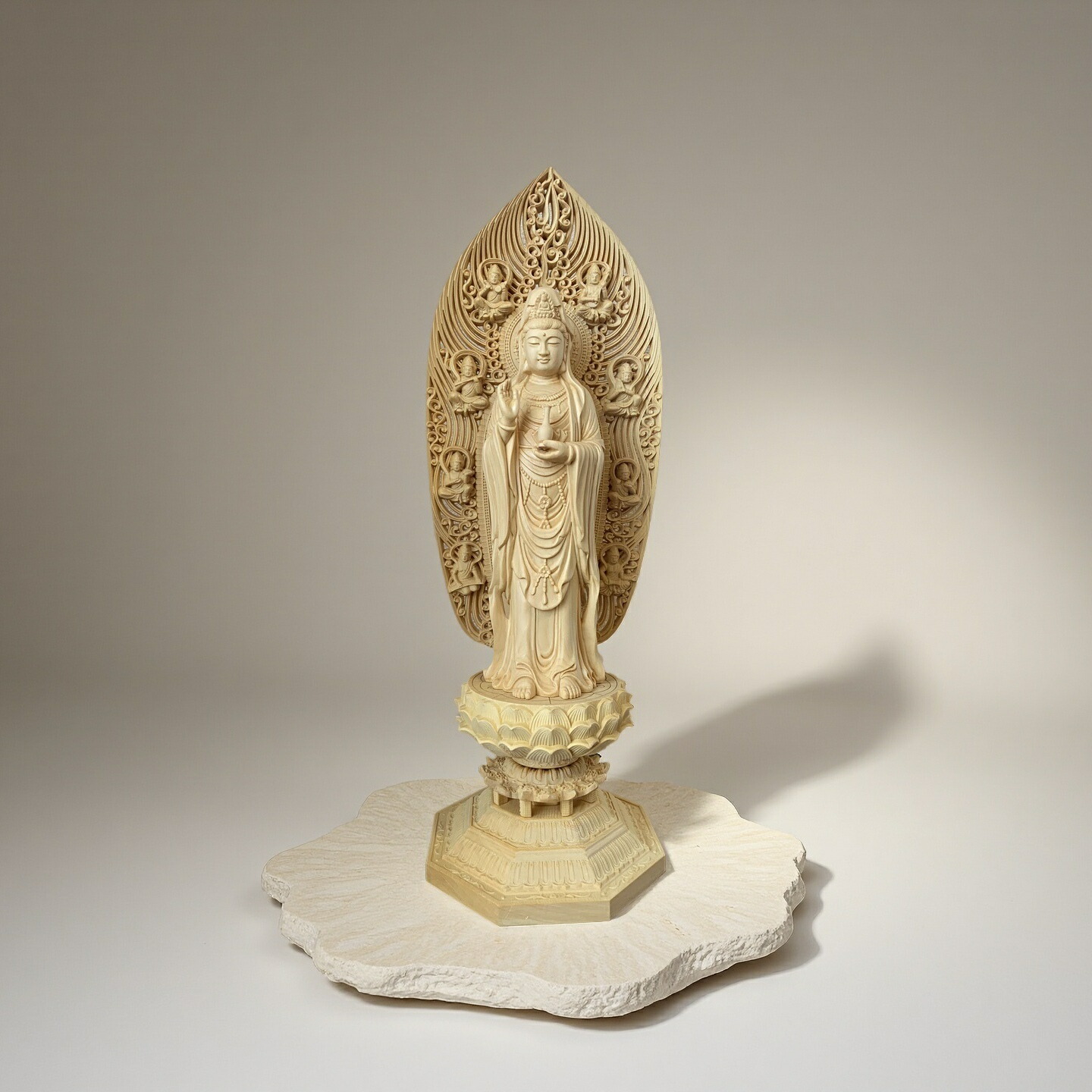 最高級イント白檀　仏像 木彫り 楽天市場】白檀 阿弥陀如来 立像 30cm 木彫り 仏像 [Ryusho