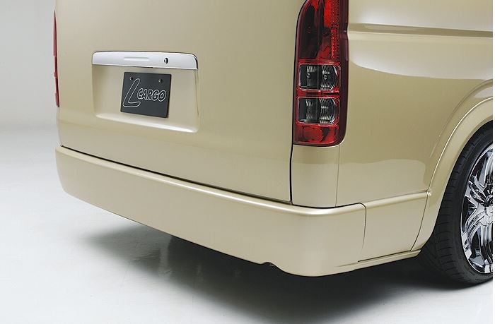 ボクシースタイル（ＢＯＸＹＳＴＹＬＥ）　プレミアムリアバンパースポイラー未塗装 200系ハイエース1～3型【ワゴン用】｜エスエイチカンパニー