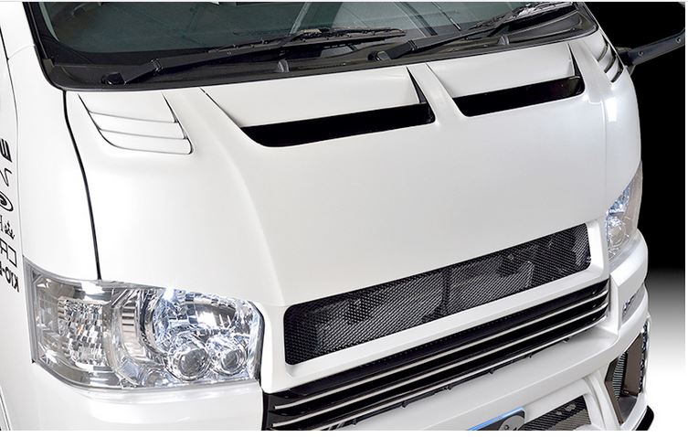ROWEN(ロエン/トミーカイラ) レーシングボンネットフード未塗装 プレミアムエディション 200系ハイエース4型後期【標準ボディ専用】