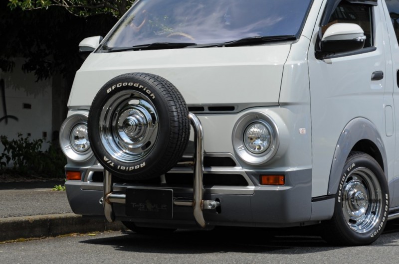 200系ハイエースフロントガード(TSD-スタイル/T-STYLE) 96,800円