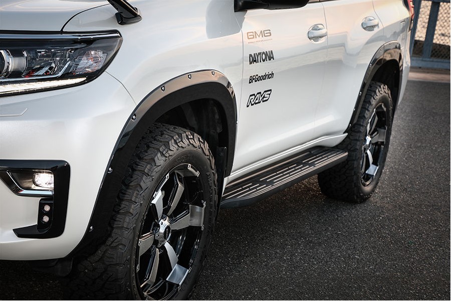 ランドクルーザープラド150用オーバーフェンダー gmg-49990.jpg