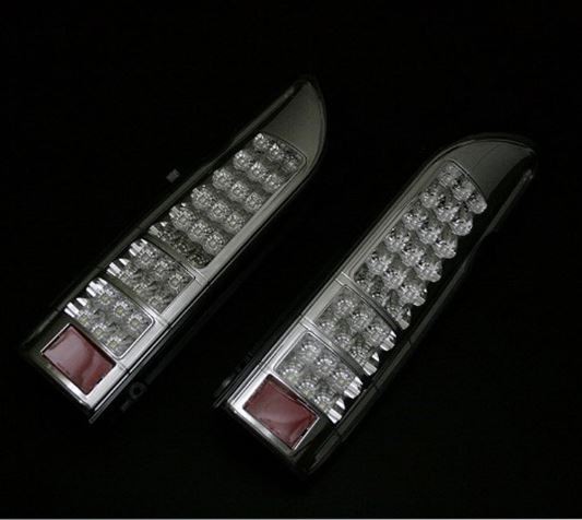 フルLEDテール　LEDクローム　200系ハイエース｜エスエイチカンパニー