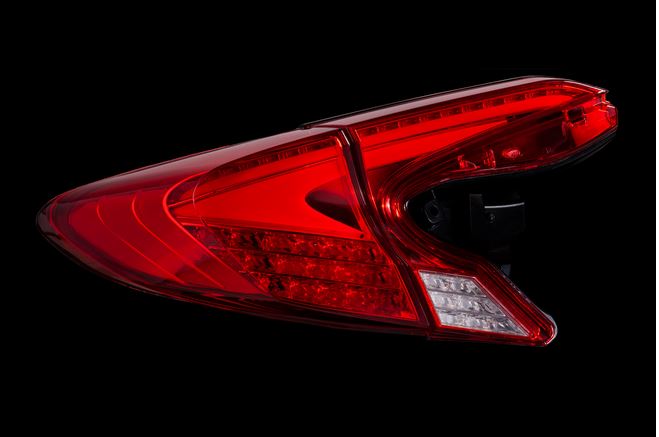 ヴァレンティ（valenti） ジュエルLEDテールREVO 【ハーフレッドクローム】 C-HR ZYX10/NGX10/NGX50 TT10CHR-HC-1