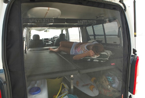 楽天市場】ユーアイビークル(UI-Vehicle) 虫よけ 防虫ネット リア1面