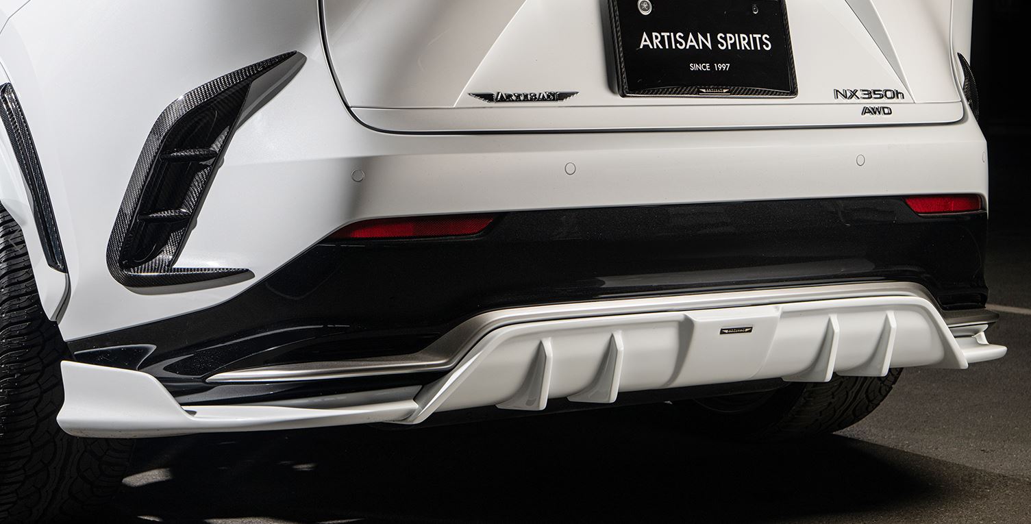 アーティシャンスピリッツ（ARTISAN） リアアンダーディフューザー3P（F SPORT バンパー専用）　ＦＲＰ未塗装 レクサスNX F SPORT BLACKLABELL｜エスエイチカンパニー