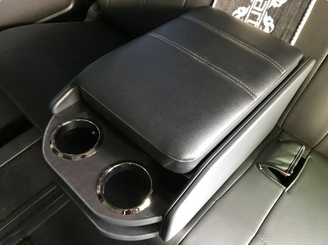 ハーツ（Ｈｅａｒｔｓ） リアセンターコンソール200系ハイエース1～6型【Ｓ-ＧＬ専用】標準ボディ・ワイドボディ共通｜エスエイチカンパニー