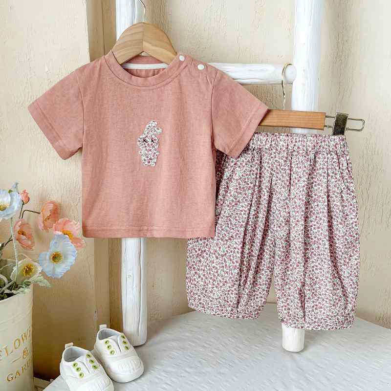 ベビー服 上下セット 女の子 夏物 半袖 短パン 2点セット かわいい 乳幼児 薄手 コットン 花柄 73CM 80cm 90cm 100cm