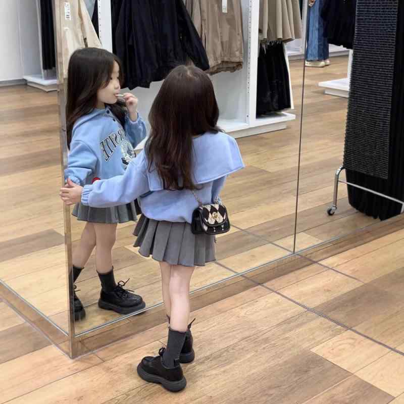 子供用セットアップ 長袖トップス プリーツスカート 女の子 2点セット 小中学生 普段着 かわいい アルファベット柄 柔らかい 綿90% 浅藍色 グレー 秋冬