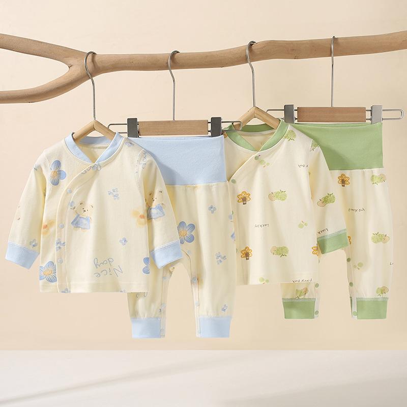ベビー服 上下セット 新生児 肌着 コットン100% 無縫製 高腰 腹巻 秋冬 春秋 パジャマ かわいい イラスト プリント 薄手 保温