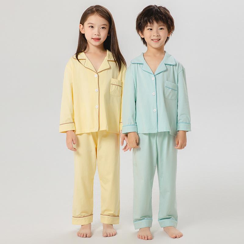 パジャマ キッズ 男女兼用 子供服 綿 長袖 ルームウェア 上下セット 春秋 薄手 無地 シンプル かわいい 普段着 部屋着 リラックス 通気性