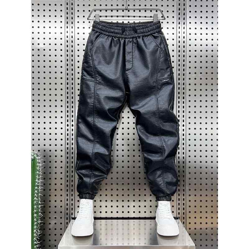 パンツ 男性用 裏起毛 レザーパンツ 防寒 暖か 長ズボン ストレート ゆったりサイズ 秋冬 黒 4,609円