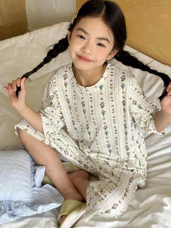子供用パジャマ 半袖 薄手 ベビー・キッズ向け 接触冷感 ホームウェア 上下セット 春夏 綿 かわいい ストライプ 小花柄 小犬 シマウマ くま ゾウ ウサギ 車 眼鏡 犬柄 通気性