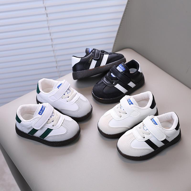 スニーカー キッズ 男女兼用 子供靴 厚底 運動靴 ベビー シューズ 紐なし マジックテープ 春秋 夏 秋 黒 緑 白 ローカット 1歳 2歳 3歳 幼児 普段使い 通園 通学 散歩 超?皮 橡・屬 防滑 履きやすい かわいい