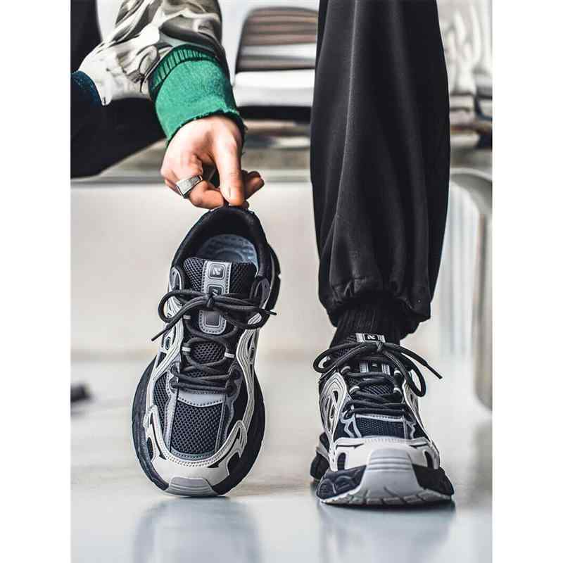 スニーカー メンズ 男性用 厚底 スポーツ ランニングシューズ メッシュ 通気性 運動靴 ローカット カジュアル 普段使い ブラック 黒 ベージュ 春夏