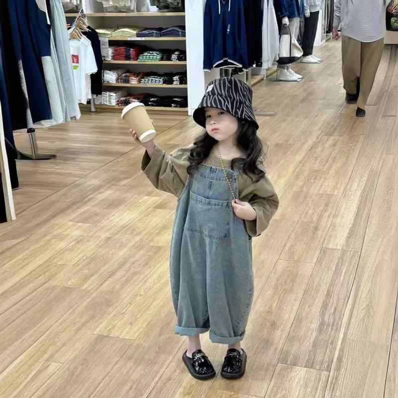 キッズ デニムパンツ 春秋 男女兼用 子供用 サロペットパンツ 柔らかい 綿100% 調整可能 ブルー カーキ 80cm 90cm 100cm 110cm 120cm 130cm 140cm
