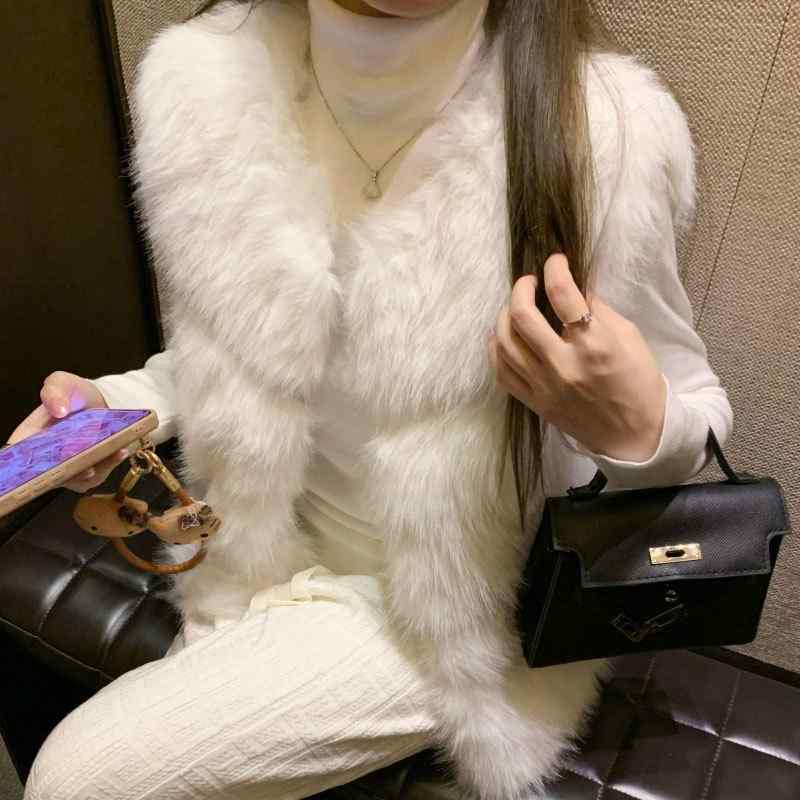 限りない レディース エコ毛革 秋冬 あったか Vのど頚 ジレー 重ね着 羽織り ゆったり 心地よい 可愛らしい 薄墨色 カーキ 白いこと 黒いこと