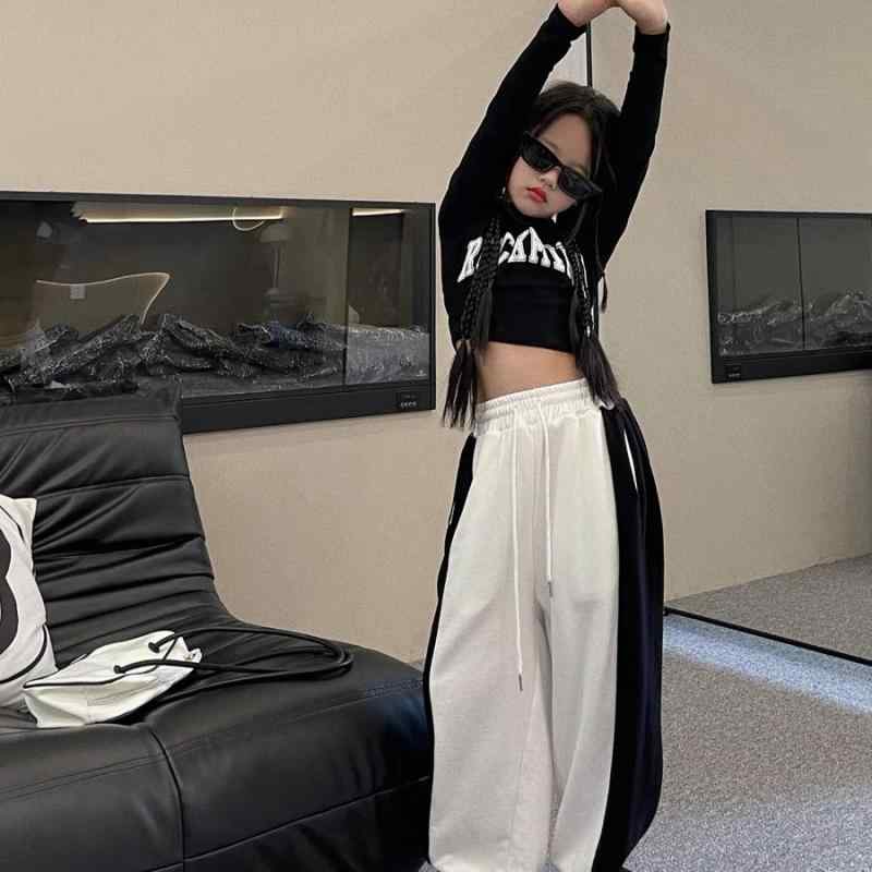 子供服 セットアップ 女の子 ジャージ 上下セット ダンス 衣装 ヒップホップ 練習着 レッスン着 長袖 Tシャツ ロングパンツ ブラック ポリエステル