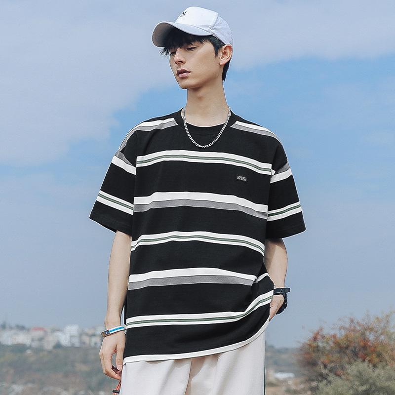 メンズ Tシャツ 短袖 情? 丸首 黒白 ストライプ 綿 素材 ゆったり シルエット 日系 スタイル 港風 インスピレーション 切り替え デザイン ピースカラー ミックス 夏 シーズン 青年 向け 休? シーン 適合 セットアップ 風 コーディネート 人
