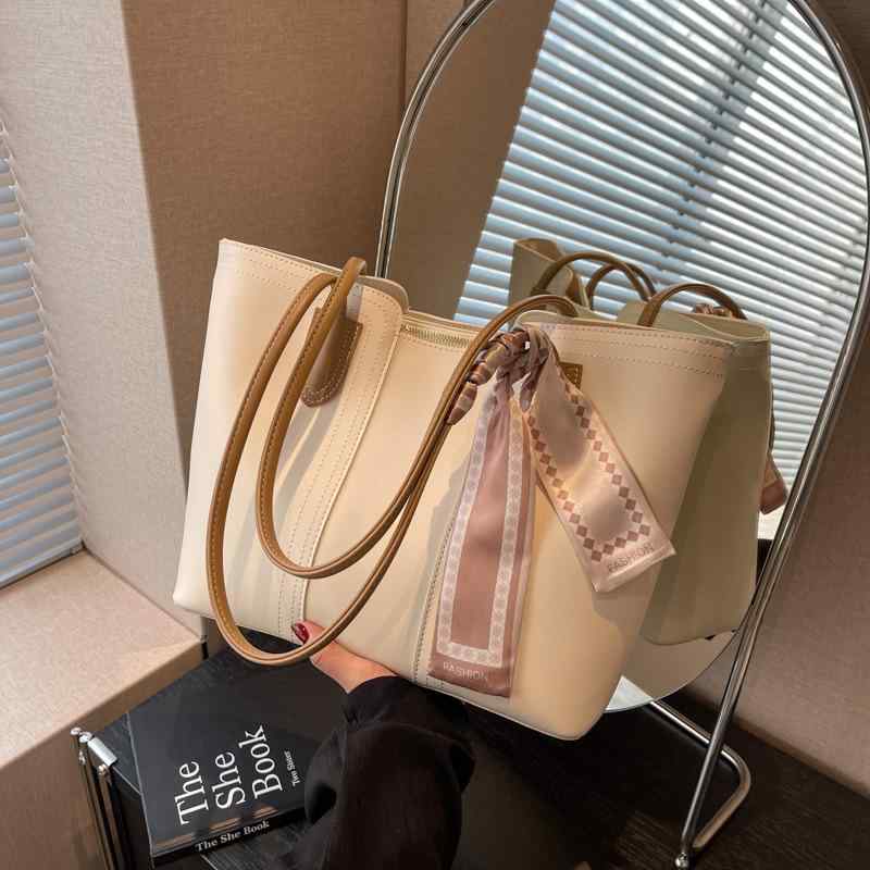 トートバッグ レディース 大容量 春夏 PU レザー風 編み込み 韓国風 通勤 普段使い ショルダーバッグ 黒 白 茶色 黄色 緑