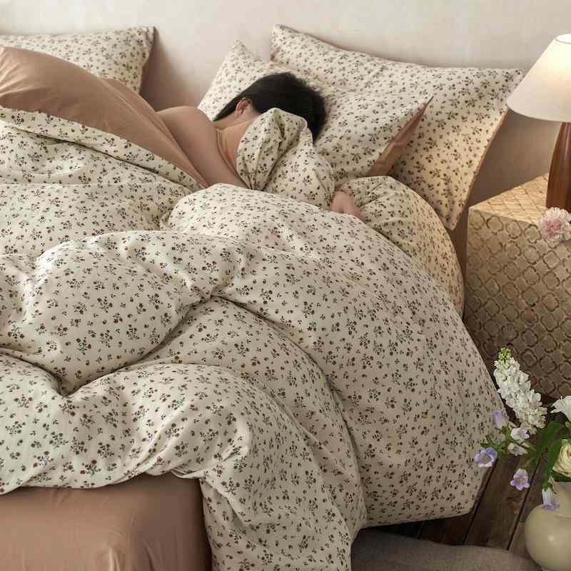 寝具 ベビー 赤ちゃん用 A? 母?? コットン 皺加工 皺 紗 四点セット 小花柄 ベッドシーツ 掛け布団カバー ベッドカバー 綿100% 60支 活性プリント 花柄 ベッドスタイル