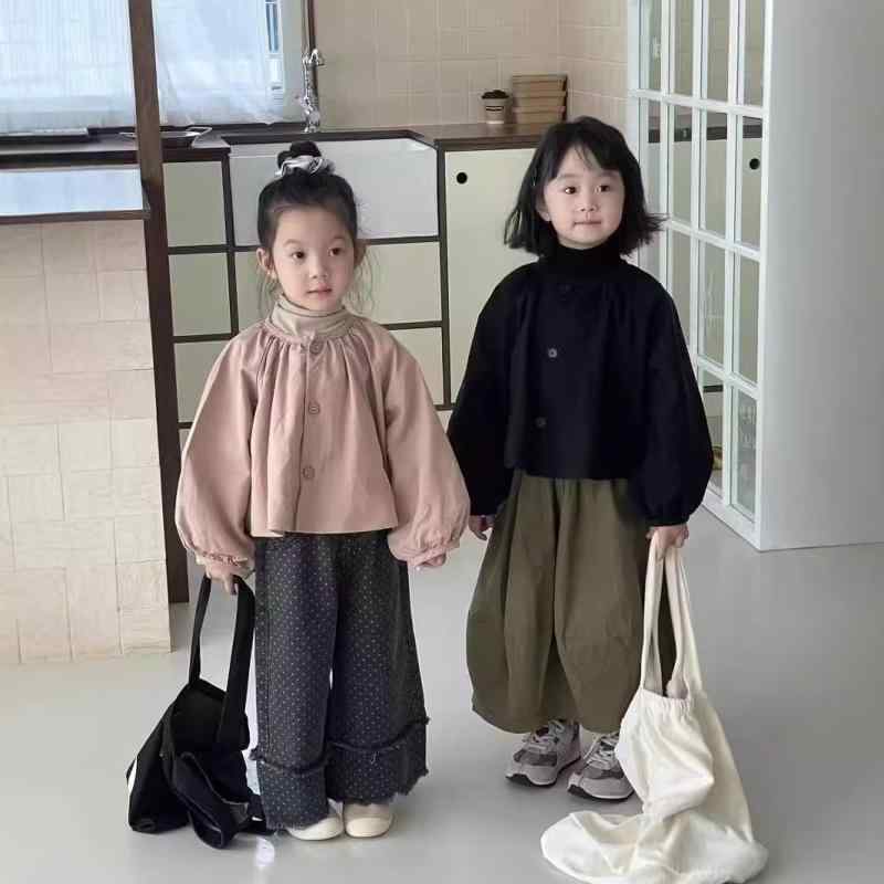 子供服 ジャケット 女の子 アウター 春秋 ブルゾン 花柄 ショート丈 薄手 かわいい おしゃれ 韓国風 ガールズ ベビー キッズ 上着 羽織り 通園 通学