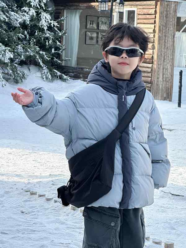 子供服 男の子用 ダウンジャケット 冬季 韓国版 白ダックダウン アウター 大童 秋冬 厚手 防寒 ウェア ブルーグレー ポリエステル｜シャドーテール