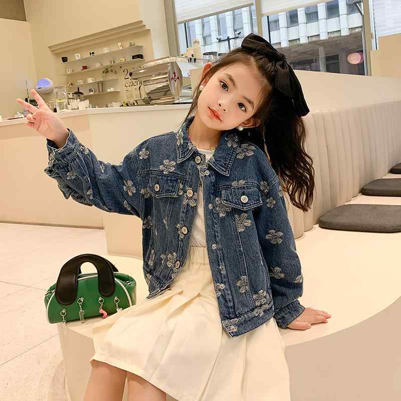 子供服 女の子 デニムジャケット 春秋 中学生 大学生 向け Gジャン アウター ブラウス 綿100% 花柄 刺繍 レトロ 韓国風 普段着 通学着