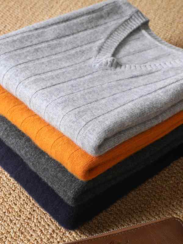 ニット メンズ 男性用 ウール ベスト Vネック 秋冬 あったか 防寒 インナー トップス 大判サイズ ビジネス 紳士服 紺色 ネイビー グレー 灰色 オレンジ 高弾性