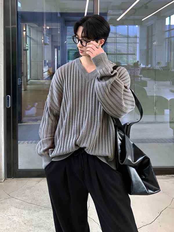 ニット メンズ 男性用 Vネック プルオーバー セーター リラックスフィット 韓国ファッション 長袖 トップス 普段使い 秋冬 暖かい カフェ グレー