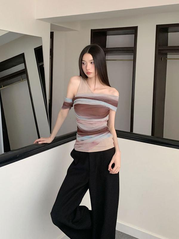 Tシャツ レディース 無袖 斜肩 切り替え 網? プリント ヒョウ柄 グラデーション タイダイ 修身 普通丈 セクシー かわいい 夏 通勤 気質 トップス 吸湿速乾 軽量 伸縮性 ブラック ピンク系 アイボリー 春夏